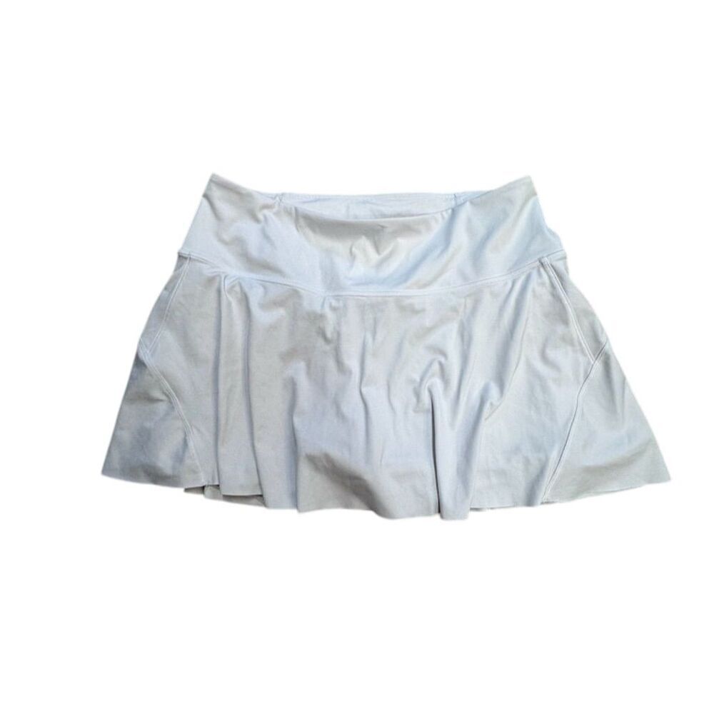 EUC Athleta Women's White Tennis Skort Size L Athletic Pleated Activewear